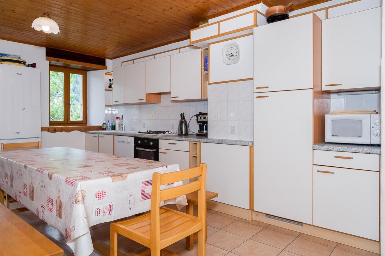 Les Mouflons Appartement Abondance Buitenkant foto